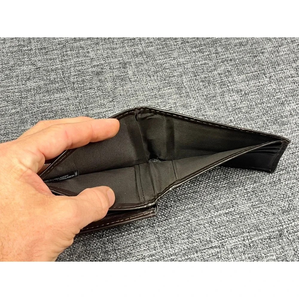 Dickies Mens Brown Genuine Leather Bifold Wallet YWGC Contrast Stitch Logo Patch